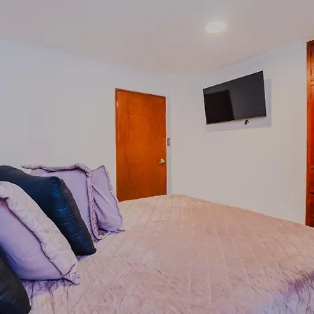 Сasa de vacaciones 3 Bedroom Luxury - Minutes To Walled *